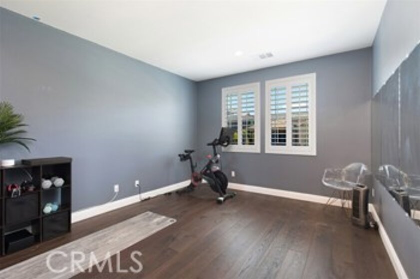 39164 Mountain Sky Circle Photo